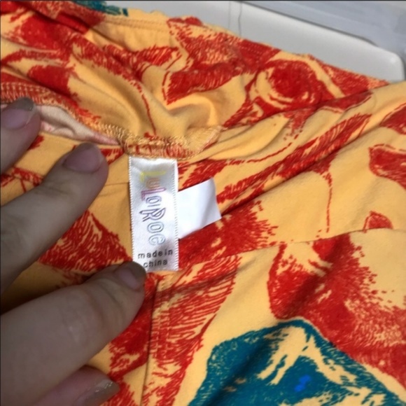 Lularoe | chihuahua leggings OS - Picture 3 of 5